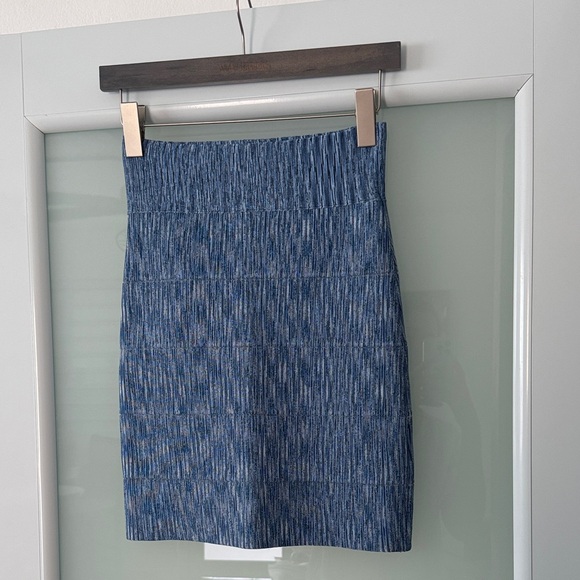 BCBGMaxAzria Bandage Skirt - Picture 3 of 6